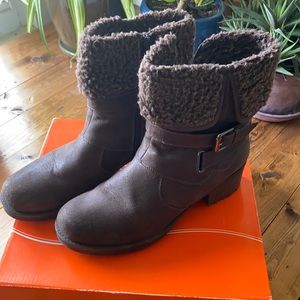 Easy Spirit - Brown winter boot